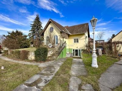 Eladó családi ház