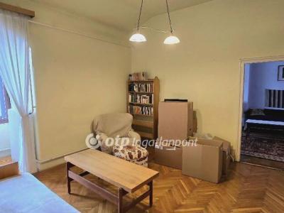 Eladó lakás Debrecen