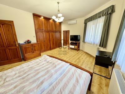 Eladó családi ház Tököl