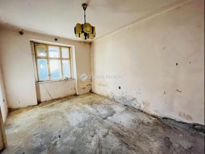 Eladó házrész Gomba