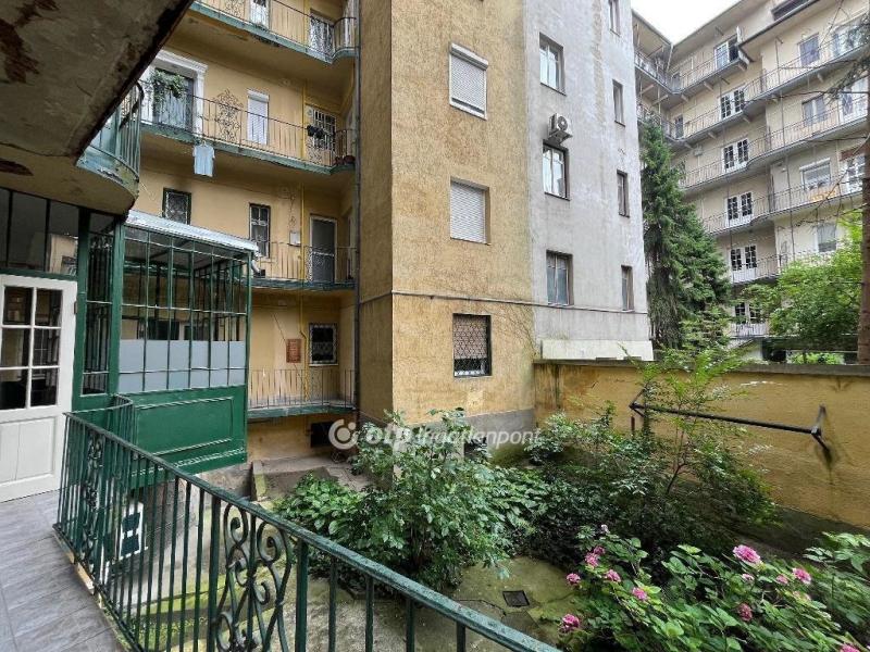 Eladó lakás Budapest