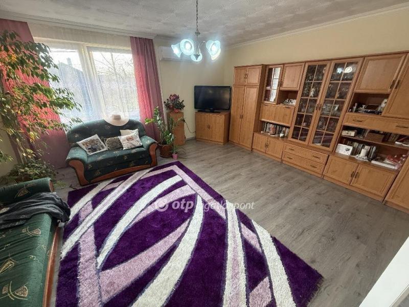 Eladó családi ház Tiszakécske