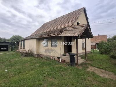 Eladó családi ház Pánd