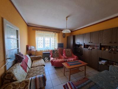 Eladó családi ház Kunhegyes