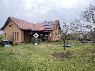 Eladó családi ház Tápióbicske
