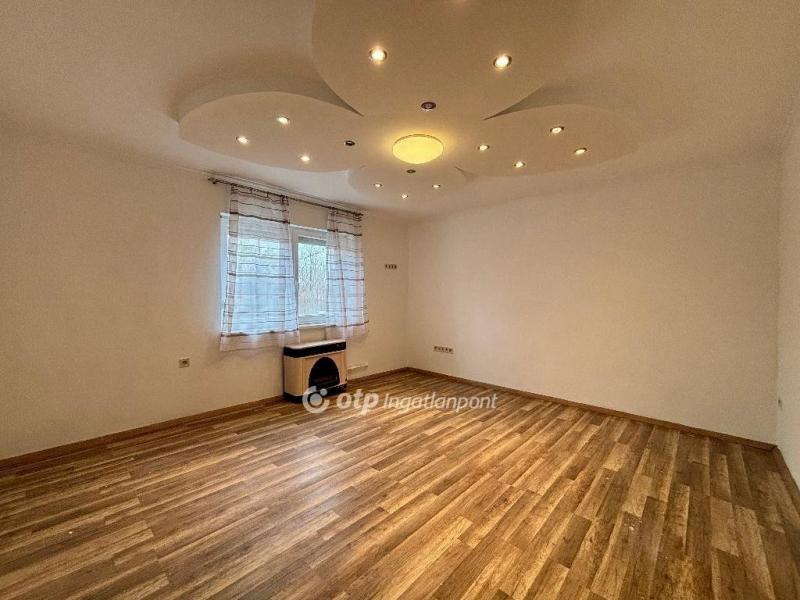 Eladó családi ház Kállósemjén