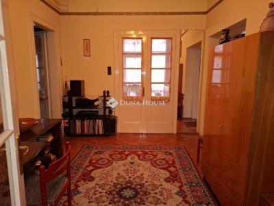Eladó családi ház Budapest