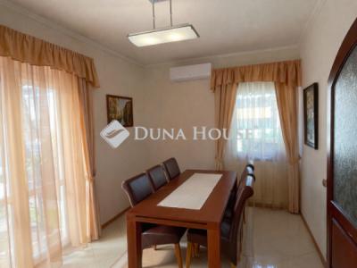 Eladó családi ház Budapest