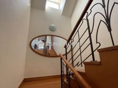 Eladó családi ház Budapest