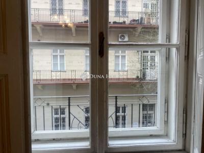 Eladó lakás Budapest