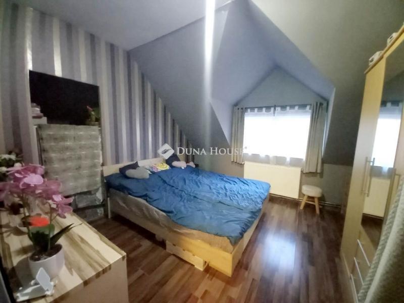 Eladó családi ház Fót