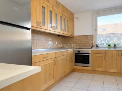 Eladó családi ház Pomáz