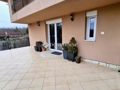 Eladó családi ház Őrbottyán