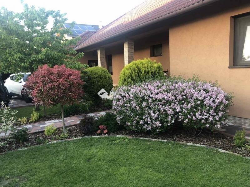 Eladó családi ház Dunakeszi