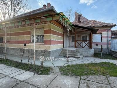 Eladó családi ház Kétegyháza