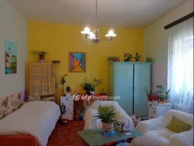 Eladó családi ház Dombóvár