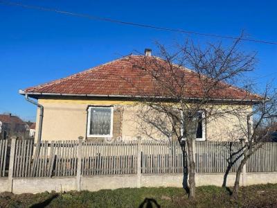 Eladó családi ház Tápiógyörgye