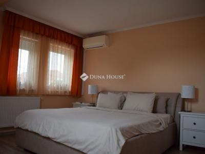 Eladó családi ház Maglód
