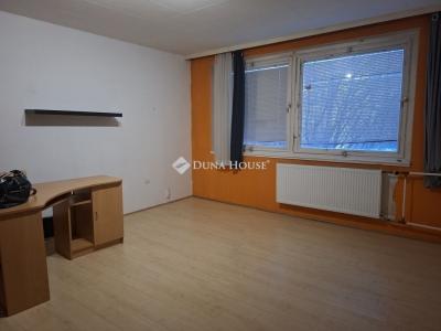 Eladó lakás Kistarcsa