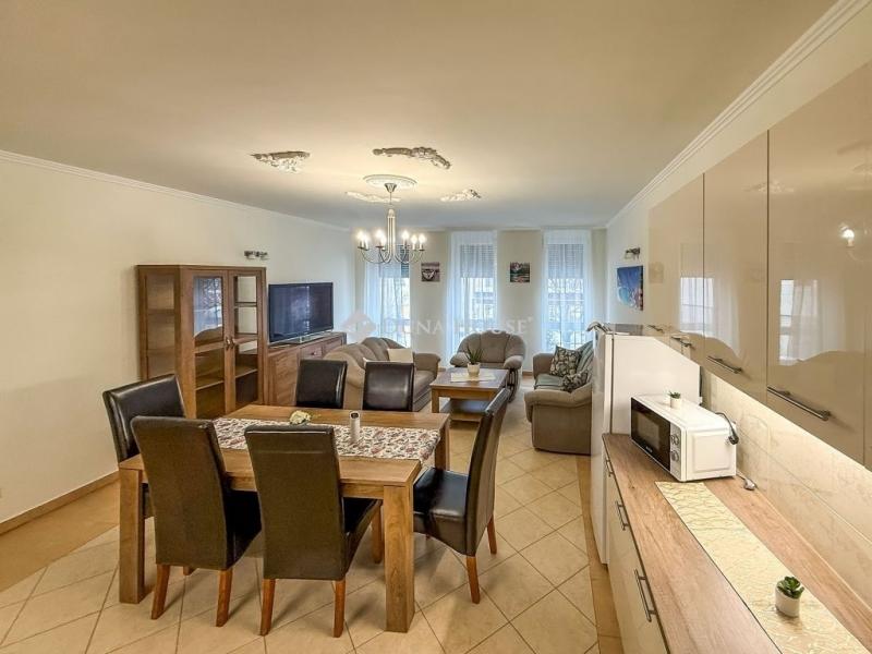 Eladó lakás Siófok