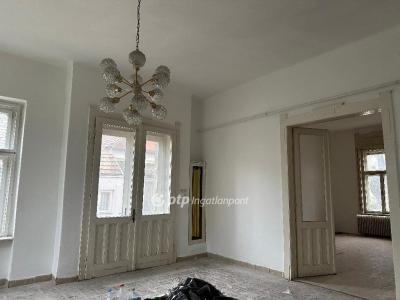 Eladó családi ház Szentes