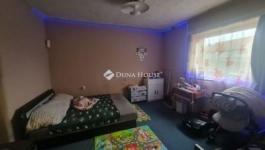 Eladó családi ház Üllő