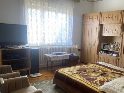 Eladó családi ház Monor