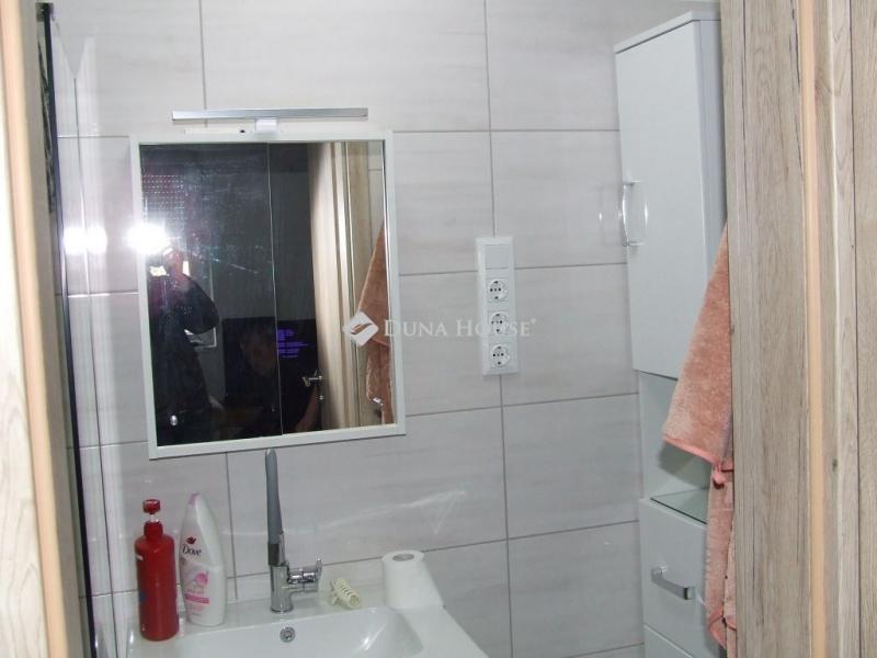 Eladó családi ház Esztergom