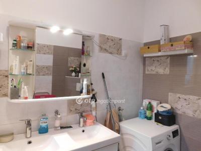 Eladó családi ház Budapest