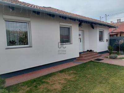 Eladó ikerház Halásztelek