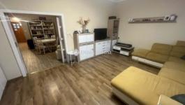 Eladó családi ház Monor