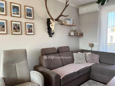 Eladó lakás Mosonmagyaróvár