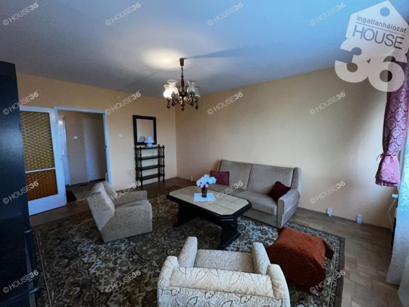 Eladó lakás Kecskemét