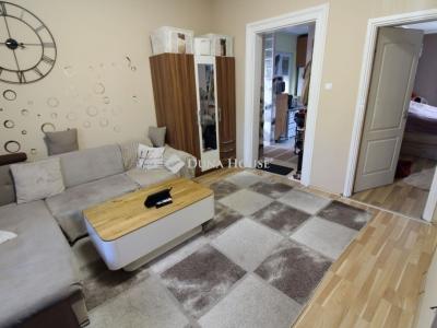 Eladó családi ház Budapest