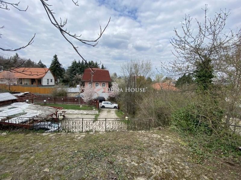 Eladó családi ház Leányfalu