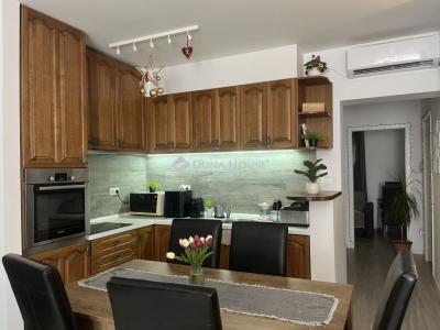 Eladó lakás Százhalombatta