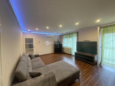 Eladó lakás Cegléd