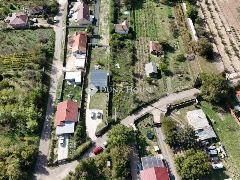 Eladó családi ház Érd