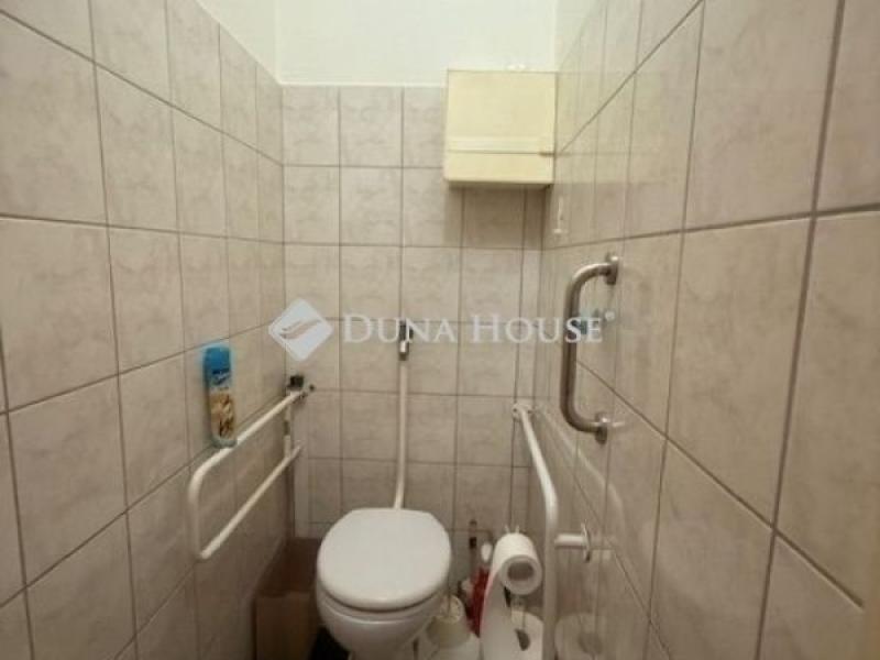 Eladó házrész Vecsés