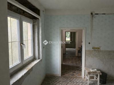 Eladó családi ház Páli