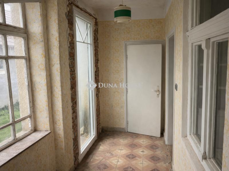 Eladó családi ház Páli