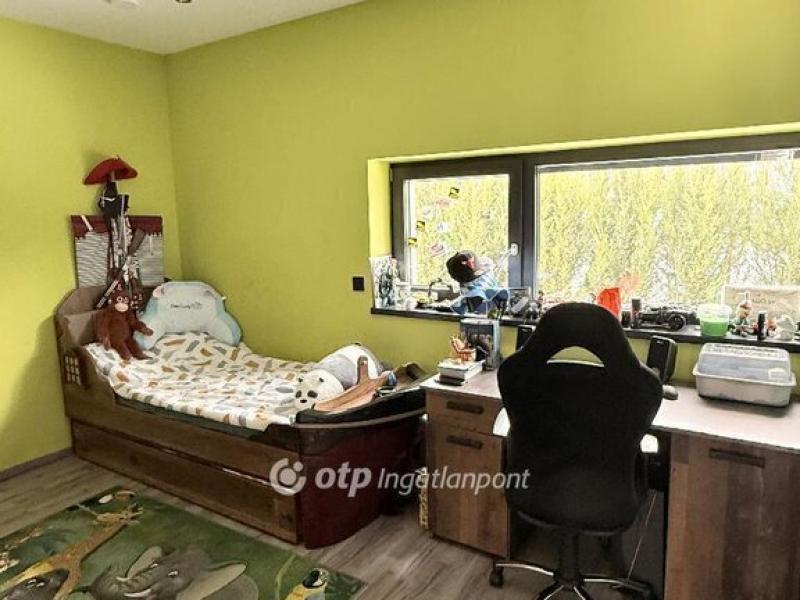 Eladó családi ház Pécs