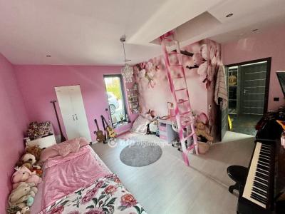 Eladó családi ház Pécs