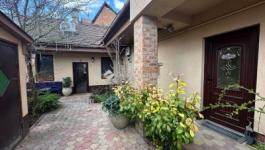 Eladó családi ház Szentendre