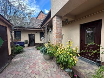 Eladó családi ház Szentendre