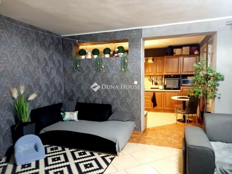 Eladó családi ház Fót