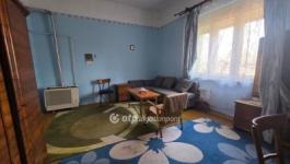 Eladó lakás Mezőhegyes