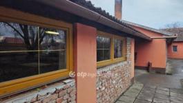 Eladó családi ház Mezőhegyes