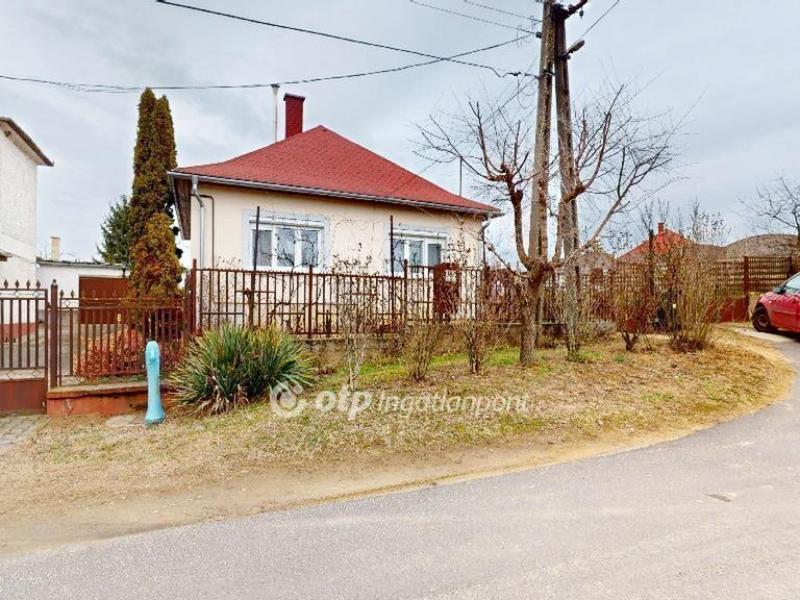 Eladó családi ház Nyírbátor