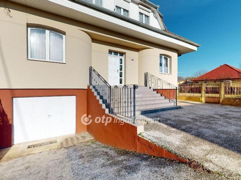 Eladó családi ház Kálmánháza